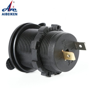 Waterproof Dustproof Universal <strong>12V</strong> Electronic <strong>Car</strong> Cigarette Lighter Power <strong>Socket</strong> for <strong>Car</strong> Boat - Product Image 4