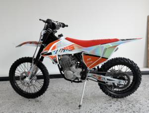 รถมอเตอร์ไซค์วิบาก KEWS K14-CB300 เครื่องยนต์ 300 ซีซี สูบเดียว 4 จังหวะ 21.07 แรงม้า ใช้เชื้อเพลิงเบนซิน ราคาประหยัด - Product Image 3