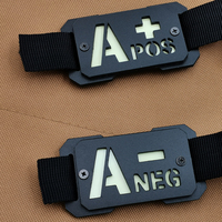 Boucles en plastique Glow a B O AB Blood POS NEG Clips pour sac à dos Boucle de remplacement en nylon Tri Glide pour sac à dos