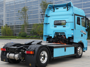 รถแทรกเตอร์ดีเซล Feng Niao 6x4 กำลังมากกว่า 450 แรงม้า มาตรฐานไอเสีย EURO 5 ระบบความปลอดภัยสูงสำหรับการขนส่งในเหมือง - Product Image 4