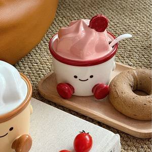 Ensemble de pots à épices en céramique - Contenants à épices de haute qualité pour la cuisine avec un design amusant et mignon de dessin animé, lavage à la main uniquement - Product Image 4