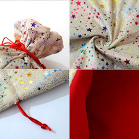 Nouveau sac cadeau de Noël en velours hollandais avec étoiles à cinq branches estampées or, design coloré de style européen et américain