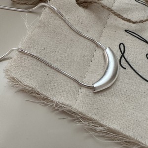 Collier en argent sterling S925, style coréen, robuste, à maillons courbés en os de serpent, chaîne de clavicule minimaliste mate, vente en gros - Product Image 2