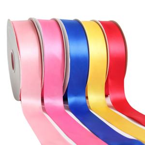 100% Polyester Cadeau De Noël Ruban Satin 38mm 100 Yards Par Rouleau Ruban De Satin De Couleur Unie pour Les Occasions De Noël De Mariage - Product Image 3