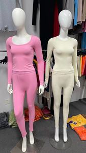 Комплект из 2 предметов из футболки и леггинсов из полиэстера и спандекса - Product Image 2