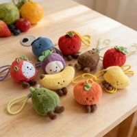 Porte-clés en peluche mignon en forme de fruit, breloque de sac en forme de légume simulé, pendentif doux et moelleux, cadeau pour sac à dos et accessoire de sac à main