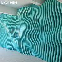 Panel de Pared de Aluminio con Forma de Ola Personalizada, Tubo Cuadrado de Aluminio Curvo Moderno para Decoración de Vestíbulos de Hoteles y Oficinas