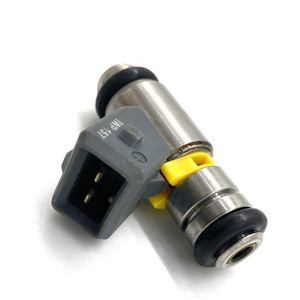 Inyector de Combustible Diésel Iwp157 para Fiat Doblo Palio 1.8 con Diseño de 4 Orificios - Product Image 1