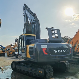 Excavatrice sur chenilles Volvo EC210 d'occasion de marque suédoise haut de gamme, système hydraulique d'origine complet, prix avantageux - Product Image 2