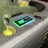 Bain à remous extérieur de luxe moderne à prix abordable pour 4-5 personnes, avec gazebo de jardin, en acrylique, à jets, à débordement et fonction massage