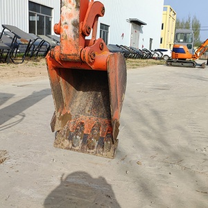 Mini-pelleuse sur chenilles hydraulique HITACHI ZX30U de 3 tonnes à prix avantageux – Chargeuse-bouteur niveleuse - Product Image 6