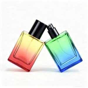 Flacons de parfum carrés de luxe de 30 ml, 50 ml, 100 ml, 200 ml, flacons de parfum vides en verre coloré avec vaporisateur et couvercle - Product Image 3