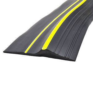 Bande d'étanchéité de seuil de porte de <span class=keywords><strong>garage</strong></span> en EPDM durable et résistant aux intempéries, avec service de découpe, pour blocage de l'eau et de la poussière - Product Image 5