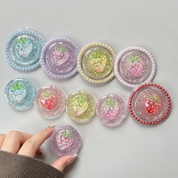 Soporte magnético universal para teléfono móvil con diseño de fresa, perlas epoxi y brillantina, accesorio para chicas a la moda.