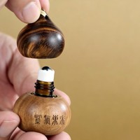 Flacon roll-on vide en bois de 1 ml en forme de gourde avec pompon, diffuseur de parfum à suspendre pour voiture