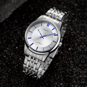 Montre-bracelet minimaliste pour homme, bracelet en acier sans marque, résistante à l'eau, mouvement à quartz - Product Image 4