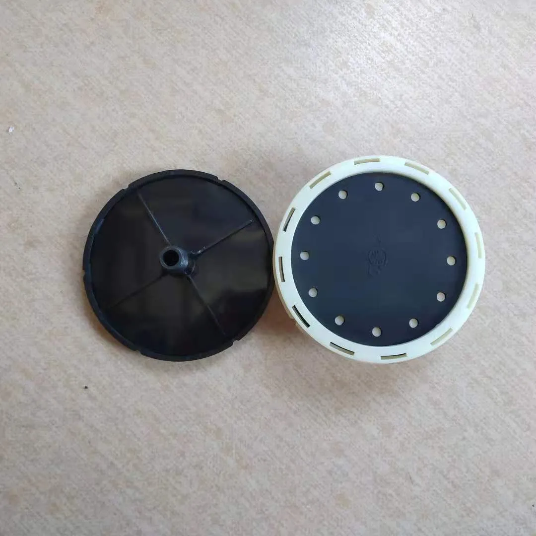 Большой пузырь аэратор используется для рыбоводного пруда