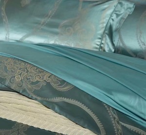 Top Luxury100% Mulberry Silk Light Green Duvet Cover Silky High-end <strong>Silver</strong> Bed Sheet Home Textile <strong>Bedding</strong> Sets Wholesaler - Product Image 2