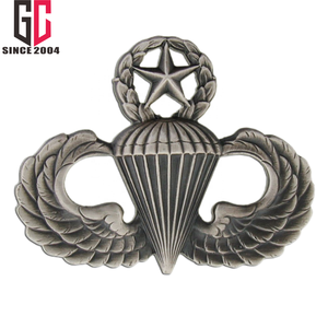 Insigne de revers en métal américain de maître de parachutiste de dépôt d'insignes personnalisés d'usine de 15 ans - Product Image 4