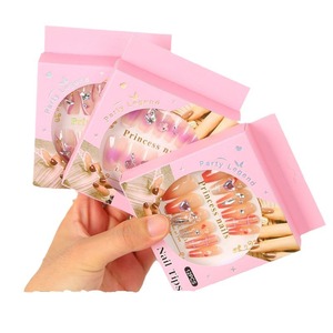 Lindas puntas decorativas para uñas, diseño de lazo en forma de corazón autoadhesivo 2D para uso general, de un solo uso, no tóxico - Product Image 4