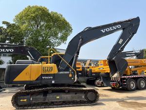 Bonne occasion : Excavatrice Volvo EC220D, modèle EC220, 22 tonnes, excellent état, performance optimale, également disponible : Volvo EC300DL d'occasion en stock. - Product Image 4