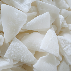 Vente en gros de viande de coco séchée et molle du Vietnam, délicieuse collation tropicale moelleuse, ingrédient brut naturel pour gâteau aux bonbons, crème glacée - Product Image 1