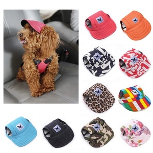Gorra de béisbol <span class=keywords><strong>para</strong></span> perros con orificios <span class=keywords><strong>para</strong></span> las orejas y correa ajustable <span class=keywords><strong>para</strong></span> la barbilla, sombrero <span class=keywords><strong>para</strong></span> el sol <span class=keywords><strong>para</strong></span> perros y gatos, visera <span class=keywords><strong>para</strong></span> caminar y viajar al aire libre - Product Image 4
