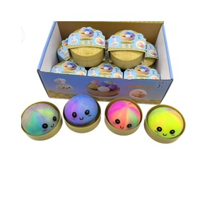 ซาลาเปาไอน้ำสีรุ้งสุดน่ารักและสมจริง พร้อมลูกบอลบีบได้ นุ่มและไม่เหนียวเหนอะหนะ ของเล่นสำหรับเด็กที่สนุกสนานและผ่อนคลาย - Product Image 3