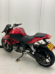 Bennali Huanglong 600 - Motocicleta Deportiva <span class=keywords><strong>de</strong></span> Gasolina <span class=keywords><strong>de</strong></span> <span class=keywords><strong>Segunda</strong></span> <span class=keywords><strong>Mano</strong></span>. Acabado <span class=keywords><strong>de</strong></span> Pintura Original. Garantía <span class=keywords><strong>de</strong></span> Calidad. - Product Image 6