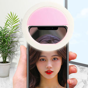 Accessoire de téléphone en streaming en direct avec chargement USB avec lumière de remplissage Beauty Selfie - Product Image 5