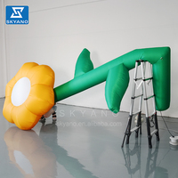 Fleurs publicitaires gonflables Alice au pays des merveilles Fleurs Art Sculpture pour salon professionnel