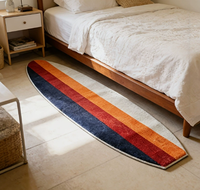 Tapis découpé sur mesure avec motif de dessin animé et logo