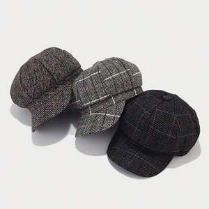 Boina Clásica Británica Retro a Cuadros para Mujer, Otoño-Invierno, Diseño Casual con Visera de Pico de Pato, para Uso Diario al Aire Libre - Product Image 3
