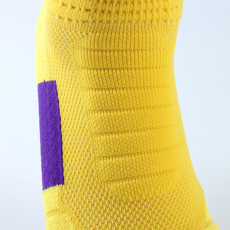 Men's Elite Basketball Crew Socks Heavy Thick Terry Cushion Non Slip Grips Moisture Wicking Custom Logo on Cuff Wholesale Bulk