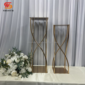 Centros de Mesa de Hierro Liso de 80 cm para Decoración de Bodas y Eventos - Product Image 1