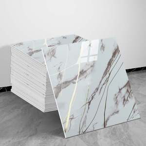 Nouvelle conception de la série or du fabricant, carrelage mural en <span class=keywords><strong>PVC</strong></span> imitation marbre de 60*60 cm et 1200*3000 mm pour appartement, chambre à coucher, cuisine, hôtel - Product Image 6