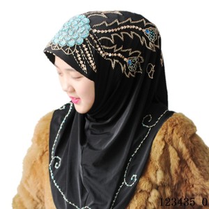 New design phoenix-patterned <b>large</b> peony Muslim beaded headscarf, easy to wear, simple headscarf and <b>scarf</b> - Product Image 5