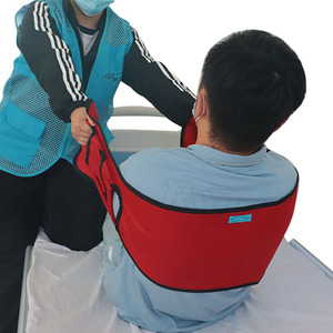 Sangle de levage assistée réglable pour soins à domicile, support dorsal pour alités, rouge et noir, en polyester, avec attaches œil-œil - Product Image 2