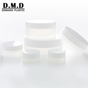 Biểu Tượng Tùy Chỉnh 10Gram 30 Ml 50Ml <span class=keywords><strong>100</strong></span> <span class=keywords><strong>Gram</strong></span> Phong Cách Phẳng Mờ Nhựa PP Lip Balm Kem Lọ Với Nắp Màu Trắng Nắp Tròn - Product Image 5