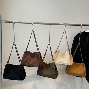Bolso de Mano Casual Retro para Mujer, Invierno, Nuevo Estilo con Cadena, Bolso Bandolera de Lujo Ligero - Product Image 3