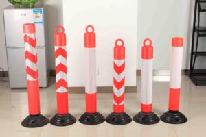 2025 Offre Spéciale <span class=keywords><strong>trafic</strong></span> Flexible doux très visible PE délinéateur d'avertissement en plastique poteau noir avec Base - Product Image 2