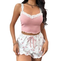 Conjunto de Ropa de Casa Cómodo y Elástico para Mujer con Shorts de Satén y Tiras de Encaje