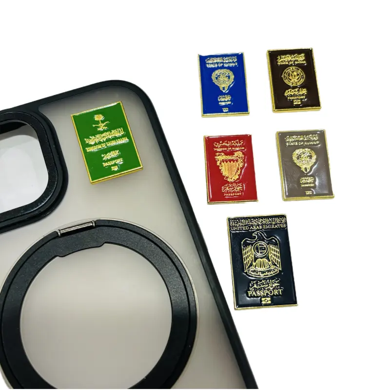 कस्टम ब्रोच पिन कुवैत कतर केएसए यूएई पासपोर्ट चुंबक ब्रोच मोबाइल स्टिकर पिन बैज