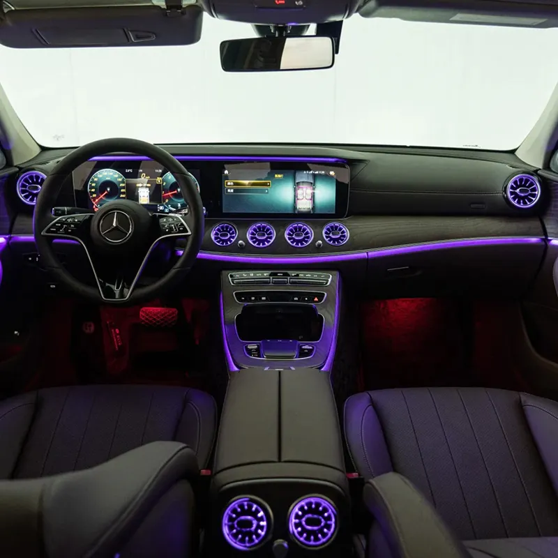 Système d'éclairage automatique Kit d'éclairage ambiant LED de voiture style intérieur de voiture Lumières ambiantes pour Mercedes Benz classe E W213