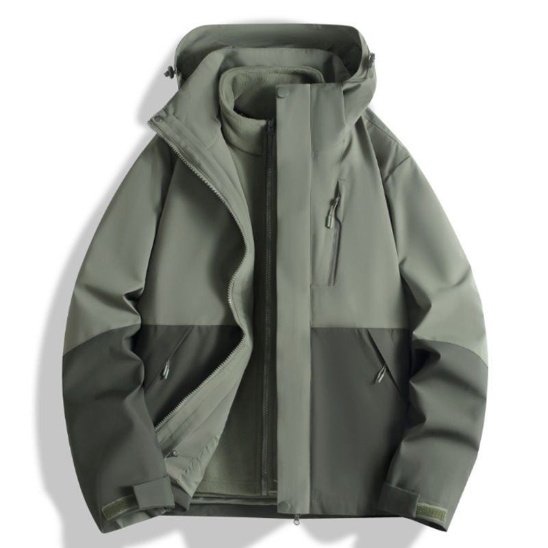 Vert armée clair sort vert armée profond