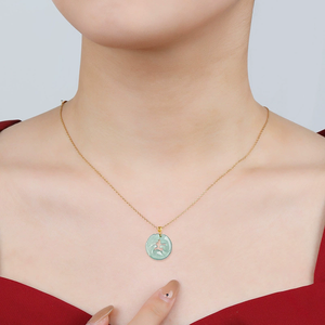 จี้หยกธรรมชาติสีน้ำเงินรูปจิ้งจอกเก้าหาง ประดับด้วยทอง 18K พร้อมพลอยเกรดไอซ์ จี้หยกแฟชั่นสำหรับผู้หญิง - Product Image 4
