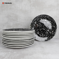 Assiette et plats 10.5 pouces porcelaine de qualité hôtelière cassable dîner européen point blanc assiettes de chargeur en céramique noire pour la restauration