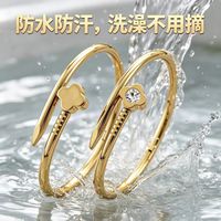 Gelang Resoul Wanita Emas 4 Daun Semanggi Baja Tahan Karat Desain Mewah Fashionable dengan Batu