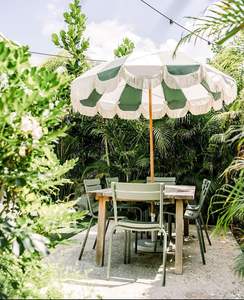 Sombrilla pequeña para balcón fabricada en China con borlas, ajuste de ángulo, color rosa, para exteriores, con borlas y mecanismo de inclinación, para resort. - Product Image 3