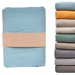Jarapa Home 'Made Love' Manta de Verano Multiusos para Sofá, Diseño a Cuadros Blanco, Tejido Duradero de Poliéster/Algodón, Hecho a Mano en China (Azul) - Product Image 1